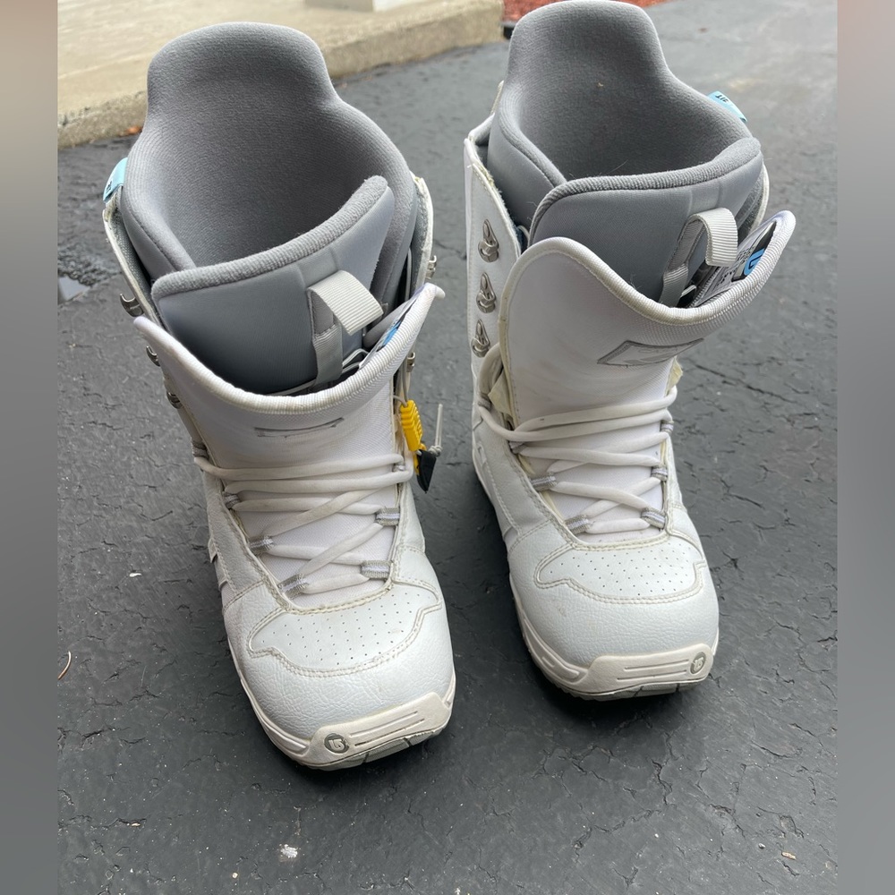Women’s Burton Snowboarding Boots
